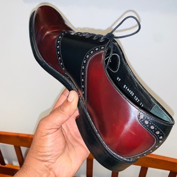 Florsheim Two Tone Plane Toe Oxfords. L3 - Picture 2 of 12